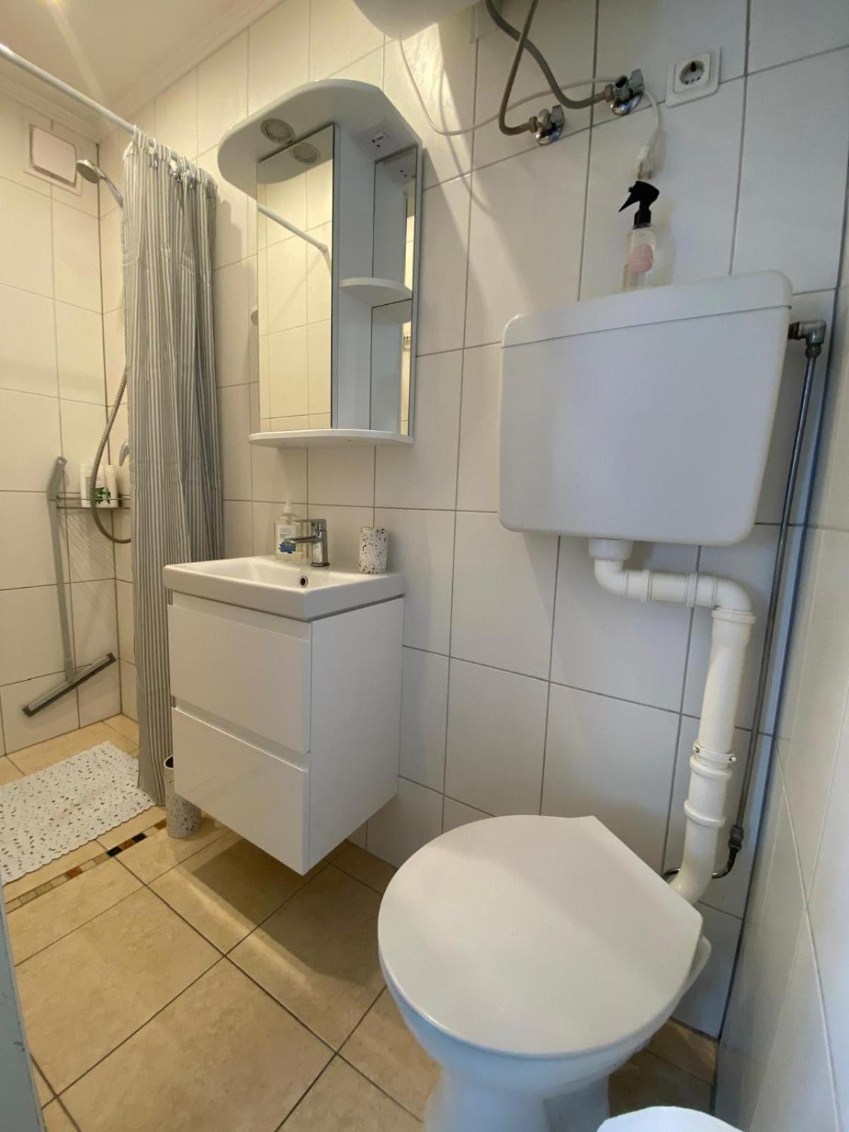 Apartments Weintrauben 페르누 외부 사진