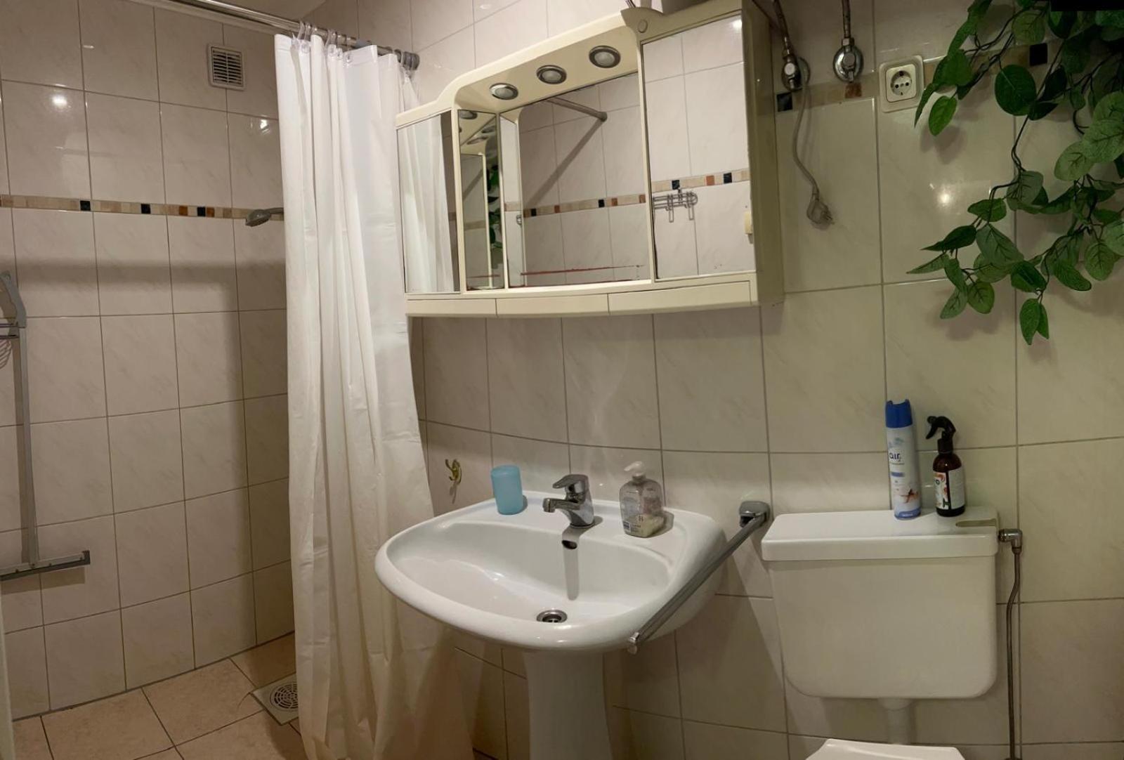Apartments Weintrauben 페르누 외부 사진